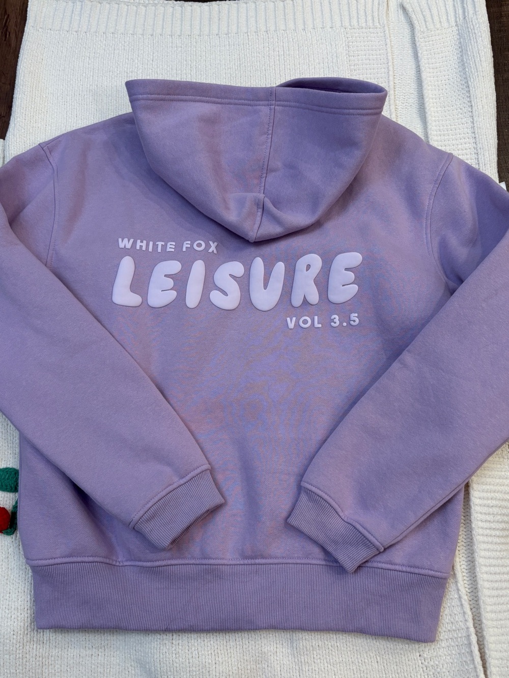 White Fox Lavender "Leisure” Logo Hoodie 🫧 - Picture 5 of 7